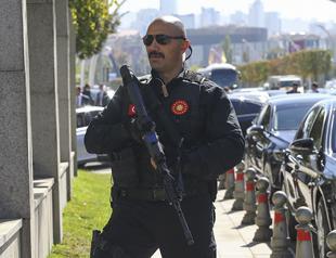 Presidential security begins using Turkey-made weapons after Erdoğan’s call to give up US’ Sig Sauer