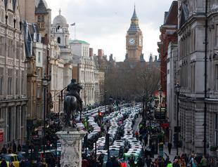 Uber files appeal against London ban