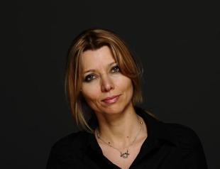 Award-winning Turkish author Elif Şafak comes out as bisexual