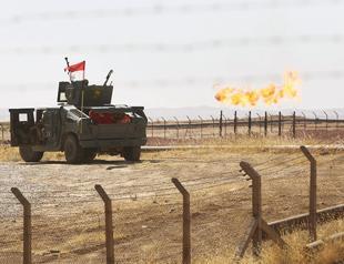 Iraqi forces advance in Kirkuk, retake oil fields