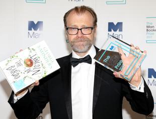 US author George Saunders wins 2017 Man Booker Prize