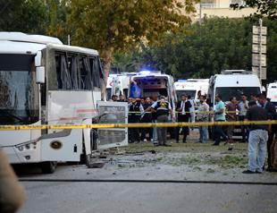 Eleven in custody over bomb attack on police in Turkey’s Mersin: Minister