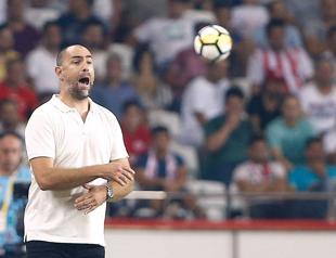 Gloves out as Lions host Fenerbahçe