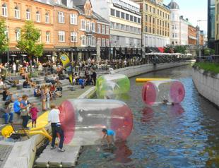 Danish police fine Turkish tourist for wearing face veil