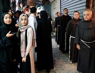 Israeli police arrest 15 over campaign to stop Jew-Arab dating