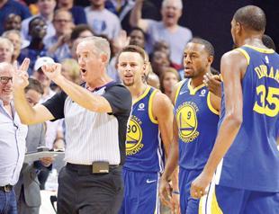 Warriors, Cavaliers lose in away games