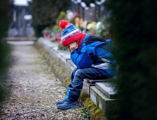 Thousands of desperate parents still search for missing children