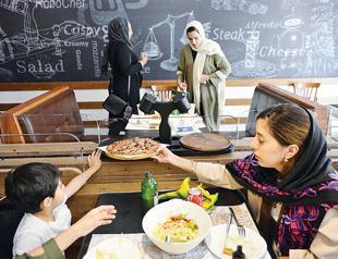 Turkey seeks to become key player in halal food sector