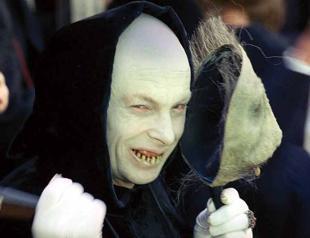 ‘Unusual Vampires’ come to Pera Film