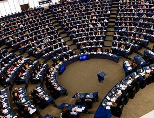 EU lawmakers propose cuts in aid to Turkey tied to membership bid