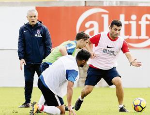 Struggling Trabzonspor seeks salvage against leader Galatasaray