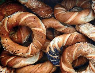 Tying the Knot with Dough