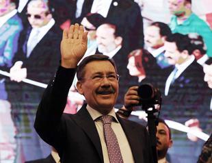 Ankara Mayor Melih Gökçek leaves post to put end to political saga