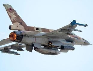 Israeli air strike hits near Syria’s Homs