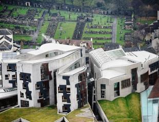 Scottish Parliament evacuated after suspicious package found