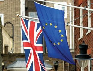 Britain says expects most EU citizens can stay after Brexit