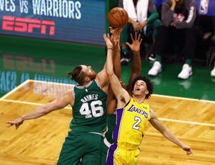 Celtics roll past Lakers for 10th straight win