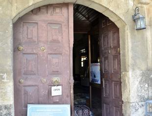 Gilded seals of historic Antalya mosque disappear