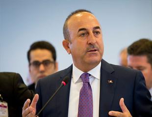 YPG aims to capture Raqqa, not fight ISIL: Turkish FM
