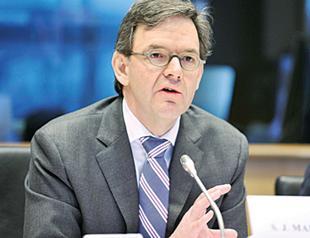 EU watchdog tightens grip over use of foreign credit ratings