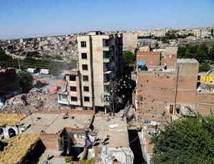 ‘Infidel Quarter’ by Mıgırdiç Margosyan