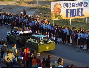 Cuba honors Fidel on anniversary, eyes post-Castro era