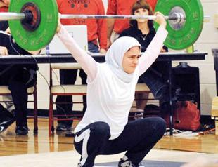 Iran allows women weighlifters to go abroad