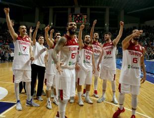 Turkey defeats Latvia in basketball World Cup qualifier