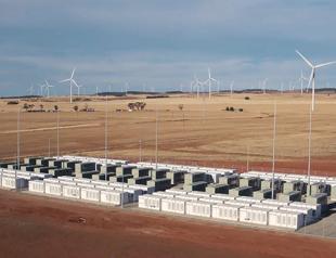Tesla builds world’s ‘biggest battery’ in Australian Outback