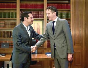 Greece, lenders reach deal on reforms under bailout review