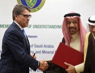 Saudi oil minister reaffirms OPEC output squeeze