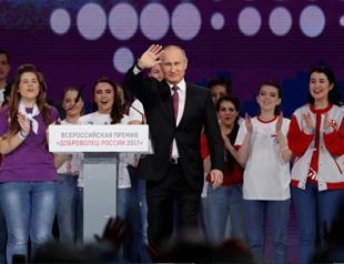 Putin to seek new term as Russia president