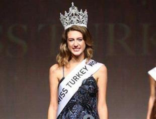 Prosecutor demands jail term for dethroned Miss Turkey over coup attempt tweet