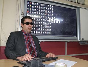 Devoted father walks blind son to school every day in Turkey’s west