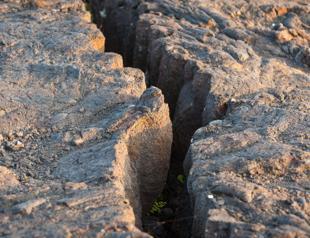 Magnitude 6.0 quake hits Irans Kermanshah