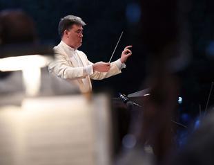 NY Philharmonic quickly raises needed cash