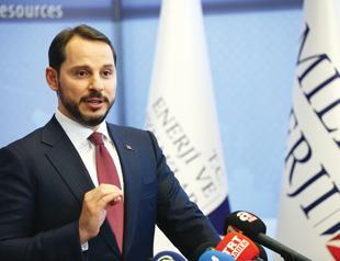 Turkey plans to hold new big tenders for wind, solar plants by summer 2018: Minister