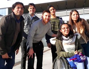 Young Syrian refugee realizes her dream, meets Lionel Messi