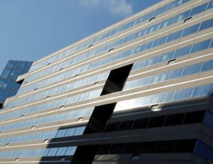 Iran economy’s recovery strengthening but bank reform is urgent, IMF says