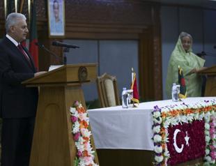 Turkey pledges continued support to Rohingya refugees as Yıldırım visits Bangladesh