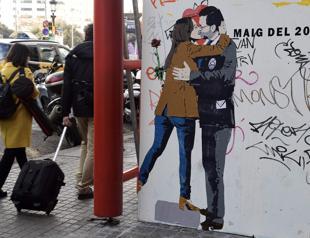 Campaigns go silent ahead of knife-edge Catalan vote