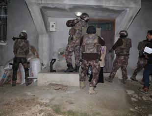 ISIL used dead men’s fingerprints for transactions, Turkish police find