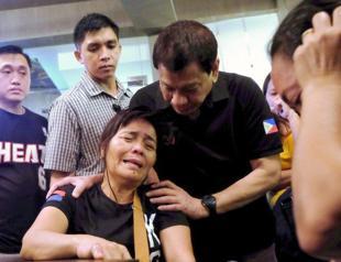 Philippines’ Duterte vows to get to truth of deadly mall blaze