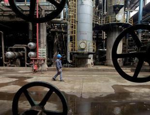 China halts oil product exports to N Korea in November as sanctions bite