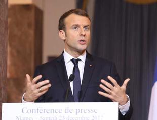 Macron under fire over plan to tighten joblessness monitoring