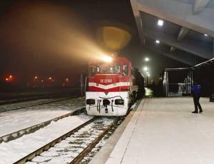 New wagons to roll on Eastern Express as demand skyrockets: Transport minister