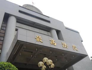 Taiwan court orders dentist to pay mother for raising him