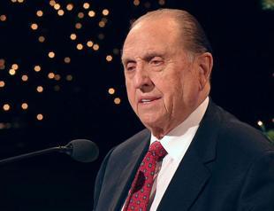 Mormon President Monson dies at 90