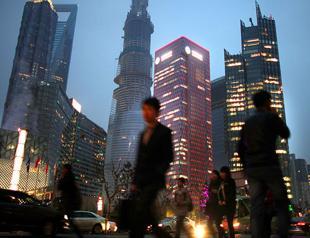 China to stick with “around 6.5 pct” growth goal in 2018 -sources