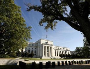 US Fed members divided over rate hikes in 2018